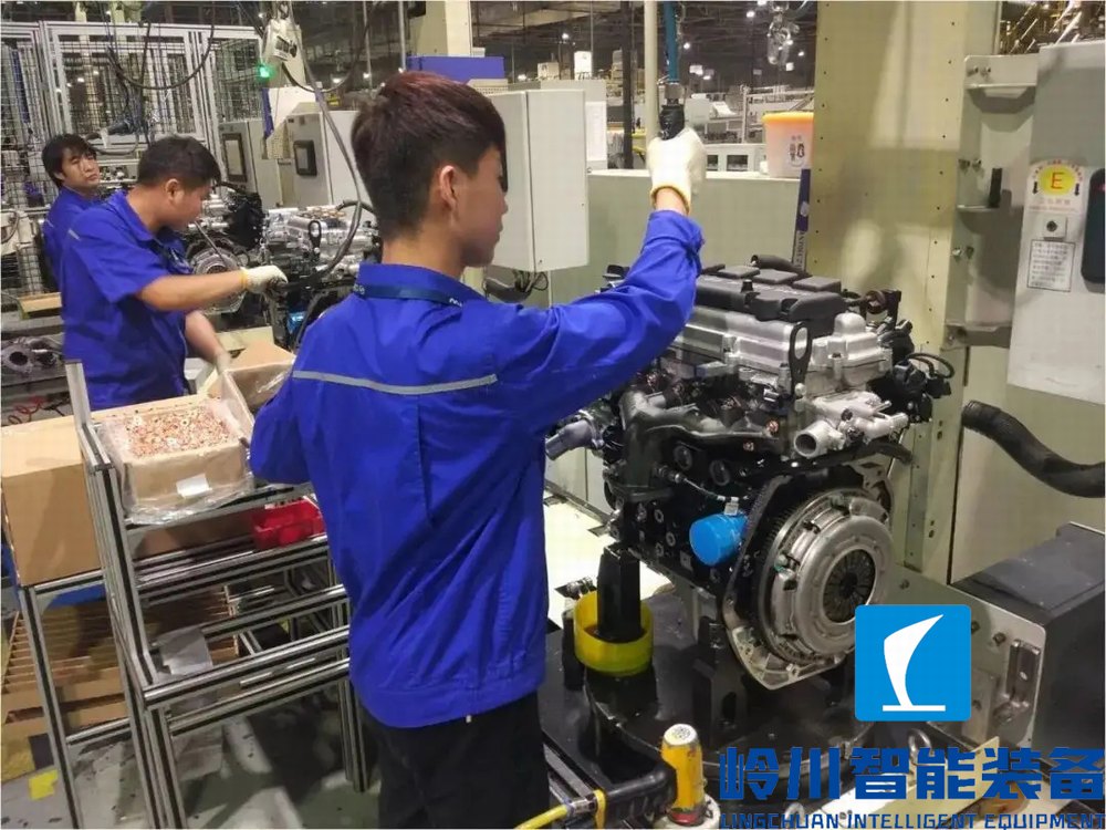 汽車發(fā)動機(jī)13.webp.jpg